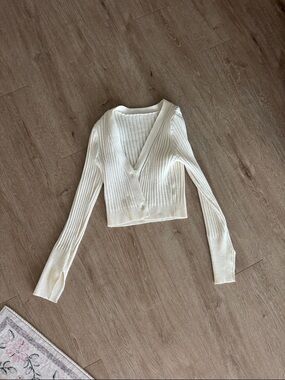 Cropped Ribbed V-Neck Button Cardigan - Cream